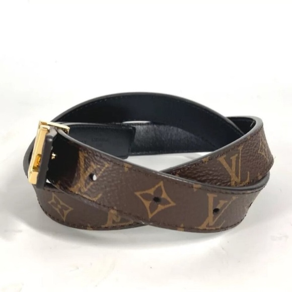 Authentic LOUIS VUITTON M0431M Monogram Belt-LV
Iconic 20MM Reversible Thin belt - Picture 6 of 15